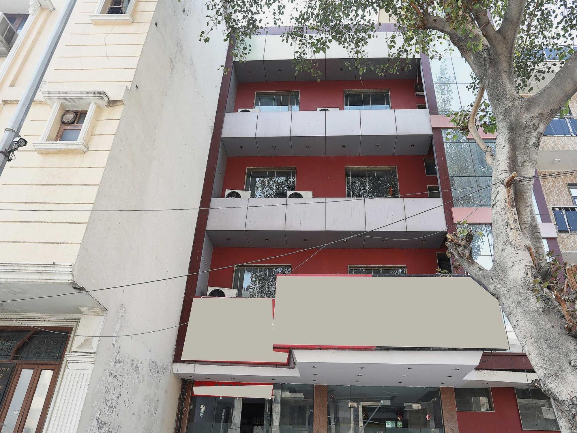 Oyo Hotel Vedas Heritage Дели Экстерьер фото