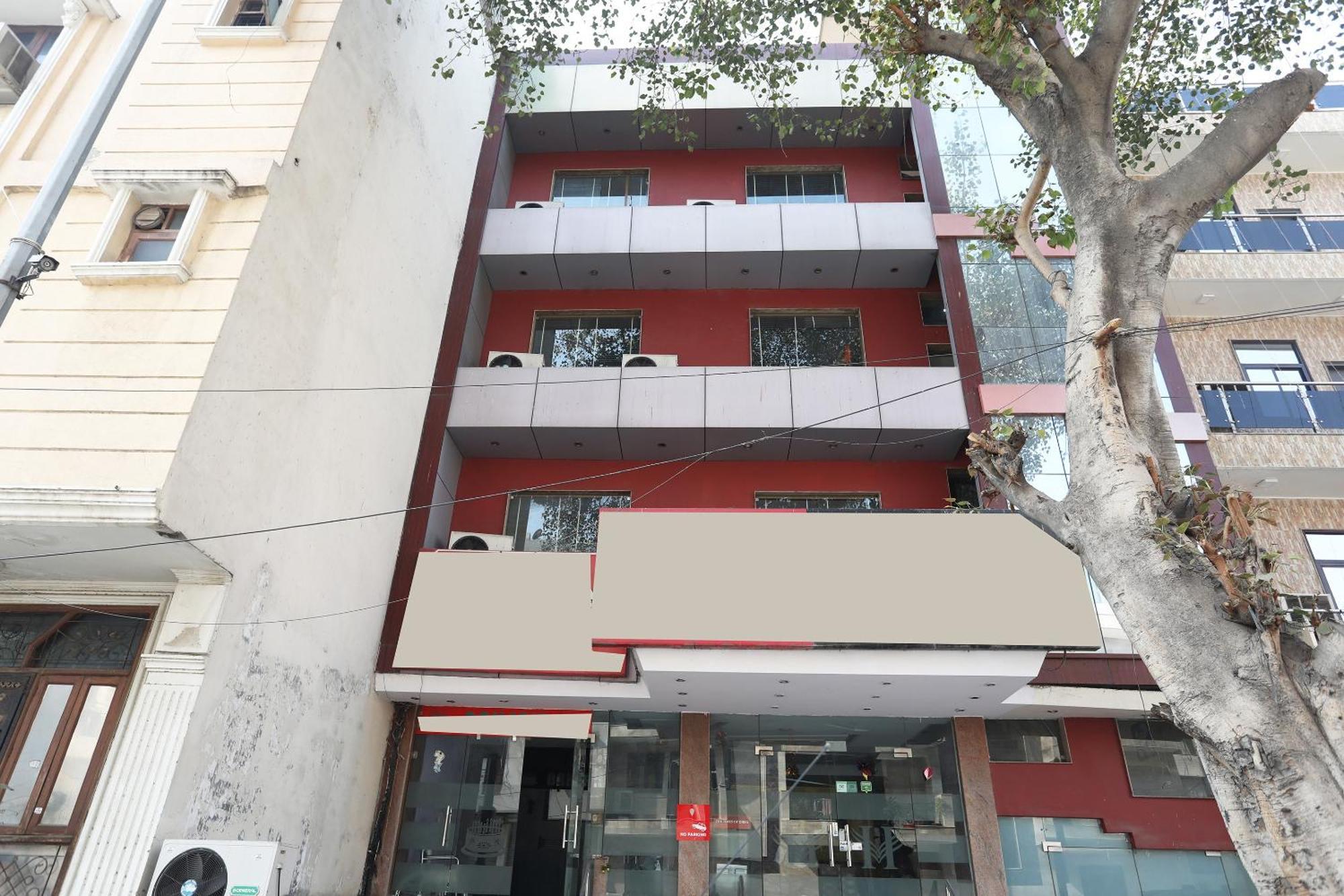 Oyo Hotel Vedas Heritage Дели Экстерьер фото